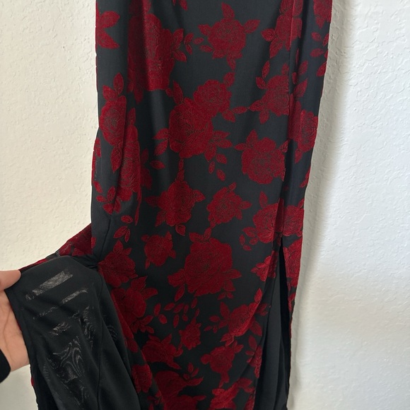 SOLD - Motel rocks floral midi dress - Picture 4 of 6